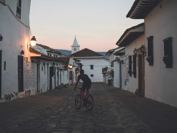 American cyclist in colombia- Amazing sunset